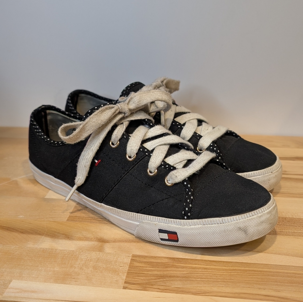Tommy Hilfiger Womens Black Canvas Sneakers